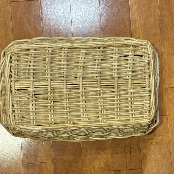 Large Rectangular Wicker Basket - Picture 4 of 5